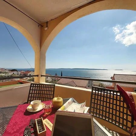 Apartment Heated Swimming Pool, Stunning Sea View Terrace A7, *