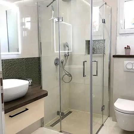 Heated Swimming Pool, Stunning Sea View Terrace A7, Apartamento Trogir