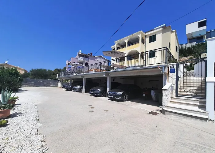 Heated Swimming Pool, Stunning Sea View Terrace A7, شقة