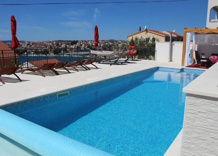 شقة Heated Swimming Pool, Stunning Sea View Terrace A7, تروغير