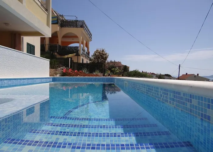 Heated Swimming Pool, Stunning Sea View Terrace A7, شقة
