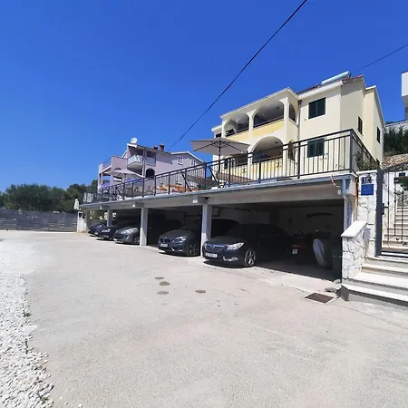 Heated Swimming Pool, Stunning Sea View Terrace A7, Apartment